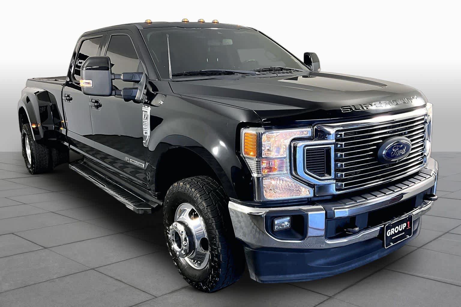 Used 2021 Ford F350 Lariat w/ Lariat Value Package AWD/4WD image 3