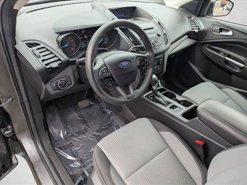 Used 2017 Ford Escape SE AWD/4WD image 10