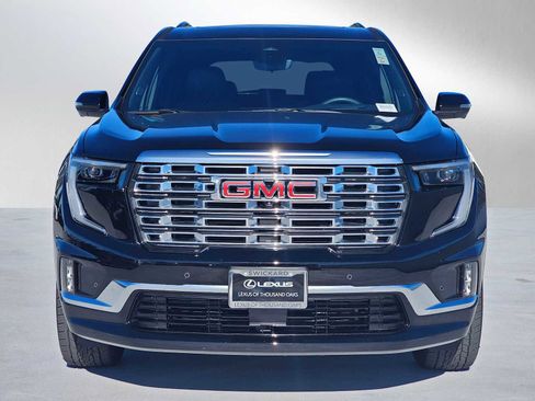 Used 2025 GMC Acadia Denali w/ Super Cruise Package image 8