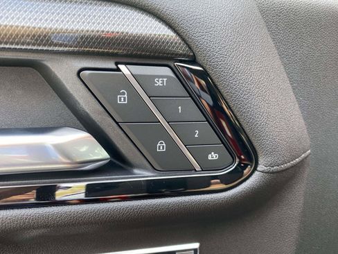 Used 2025 GMC Sierra 1500 AT4 image 24