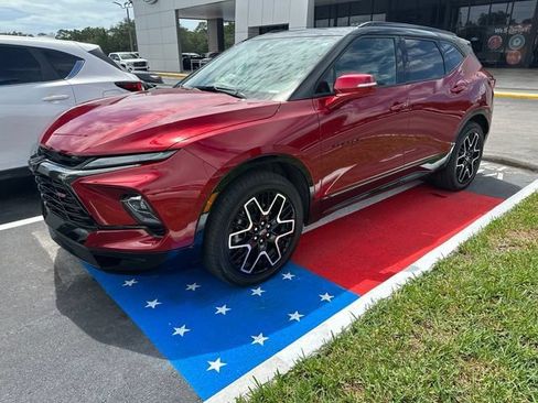 Certified 2025 Chevrolet Blazer RS w/ Driver Confidence II Package FWD image 7