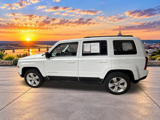 Used 2011 Jeep Patriot Latitude AWD/4WD image 8