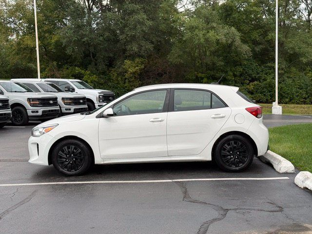 Used 2019 Kia Rio S w/ Technology Package FWD image 6