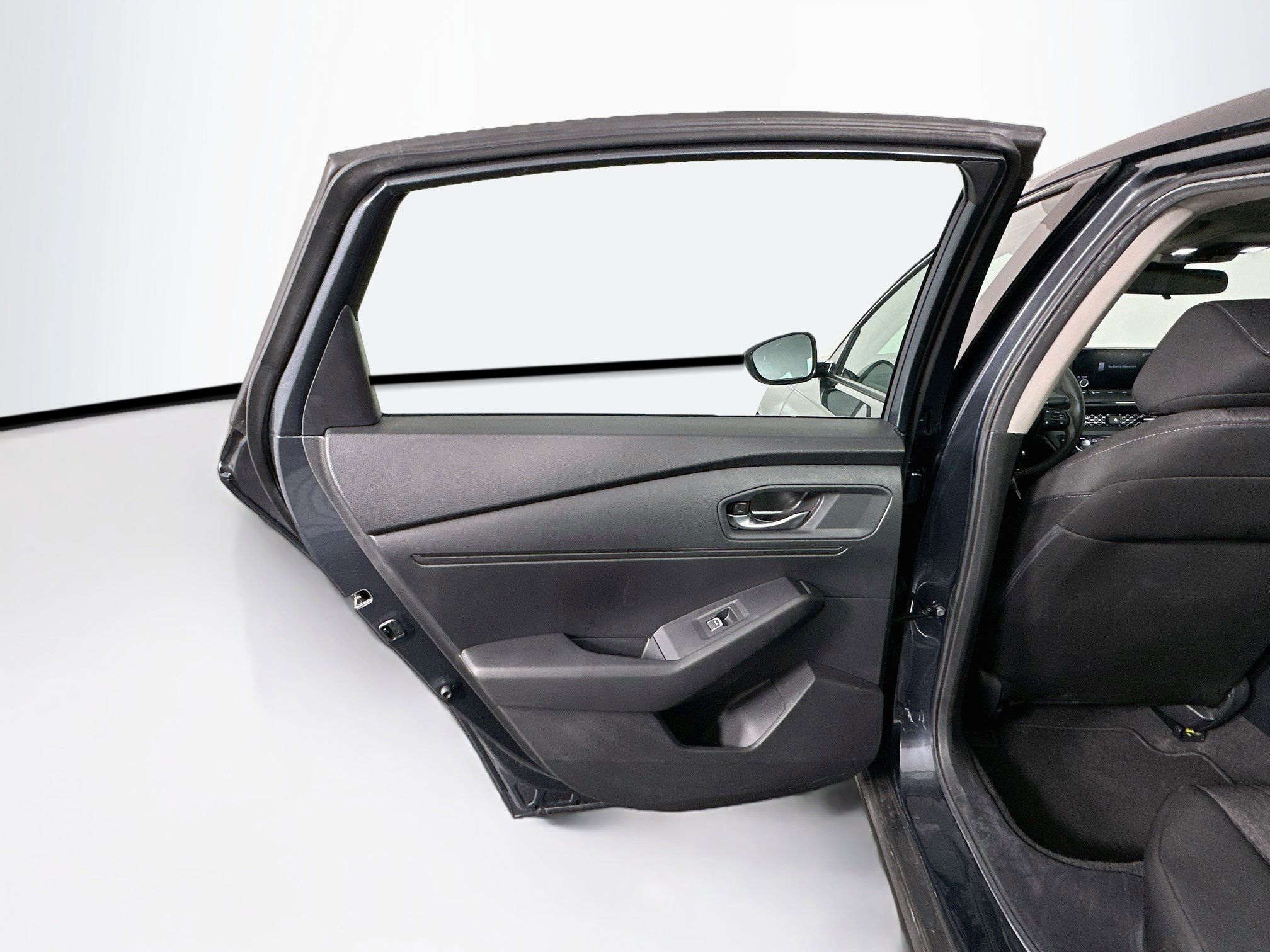 Used 2025 Honda Accord SE image 31