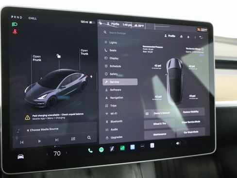 Used 2023 Tesla Model 3 Performance image 31