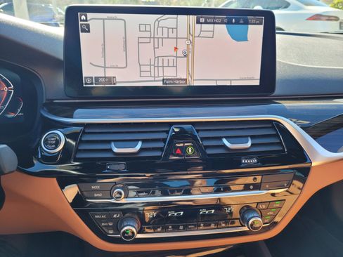 Used 2023 BMW 540i xDrive w/ Premium Package image 23