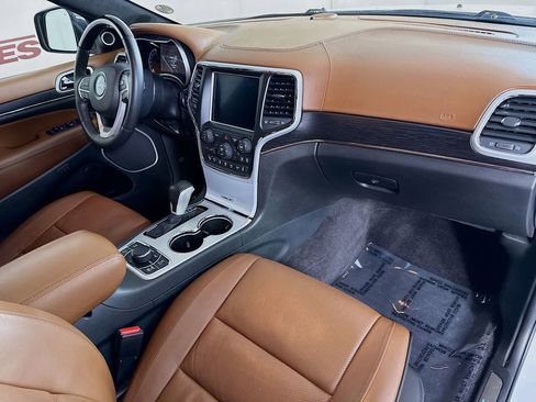 Used 2018 Jeep Grand Cherokee Summit AWD/4WD image 37