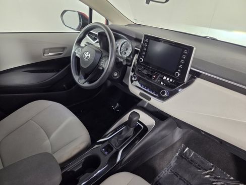 Used 2020 Toyota Corolla LE FWD image 32