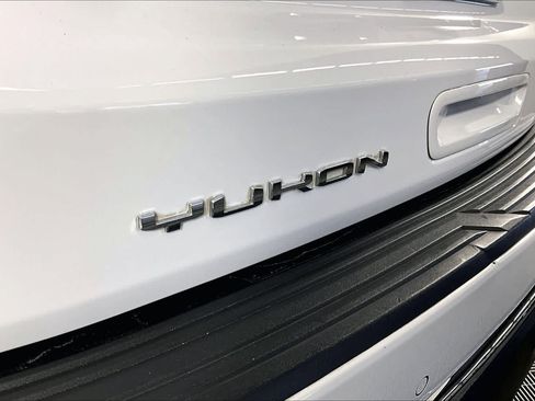 Used 2022 GMC Yukon SLT RWD image 30