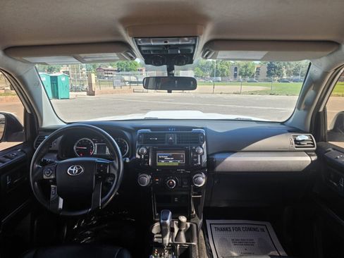 Used 2019 Toyota 4Runner TRD Off-Road AWD/4WD image 43