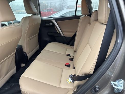 Used 2014 Toyota RAV4 Limited image 6