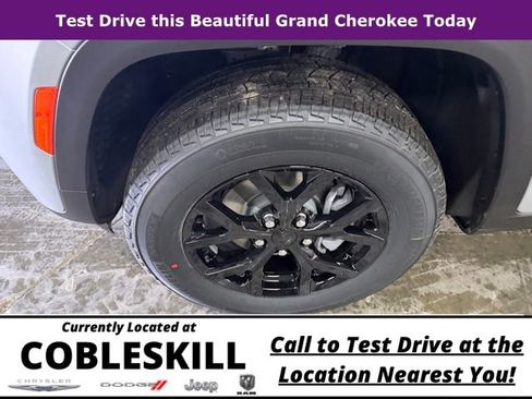 New 2026 Jeep Grand Cherokee Altitude AWD/4WD image 9