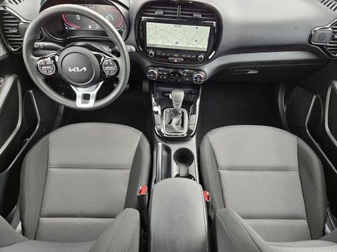 Certified 2025 Kia Soul S FWD image 5