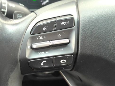 Used 2019 Hyundai Kona SEL image 33