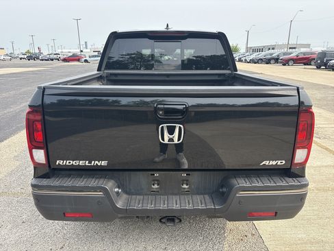 Used 2019 Honda Ridgeline Black Edition image 4