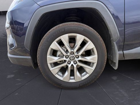 Used 2022 Toyota RAV4 Limited image 14