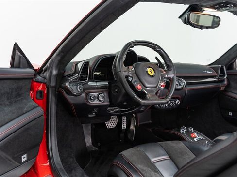 Used 2012 Ferrari 458 Spider RWD image 78