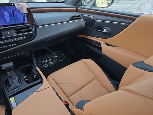 New 2025 Lexus ES 350 Ultra Luxury image 31
