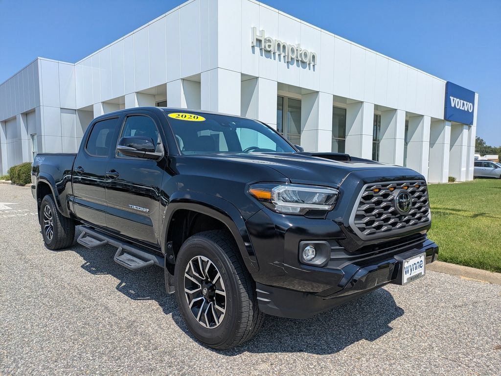 Used 2020 Toyota Tacoma TRD Sport w/ TRD Premium Sport Package AWD/4WD image 2
