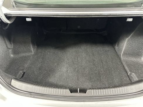 Used 2018 Chevrolet Malibu LT FWD image 27