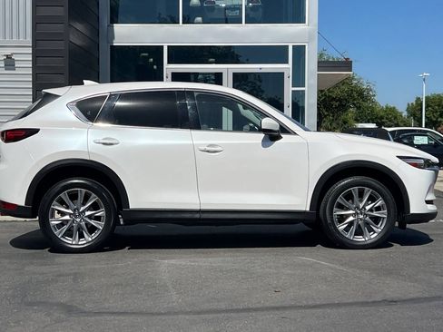 Used 2020 MAZDA CX-5 Grand Touring w/ GT Premium Package FWD image 3