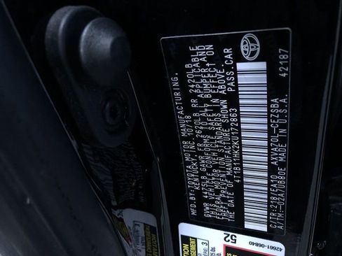 Used 2019 Toyota Camry SE image 31