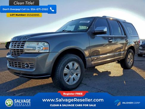 Used 2013 Lincoln Navigator 4dr Sport image 1