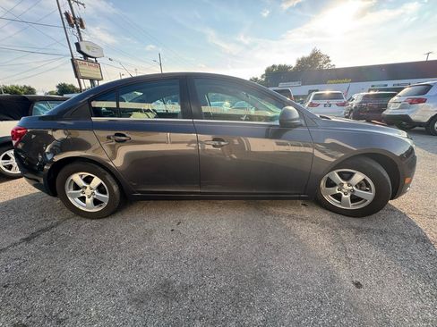 Used 2014 Chevrolet Cruze LT FWD image 7
