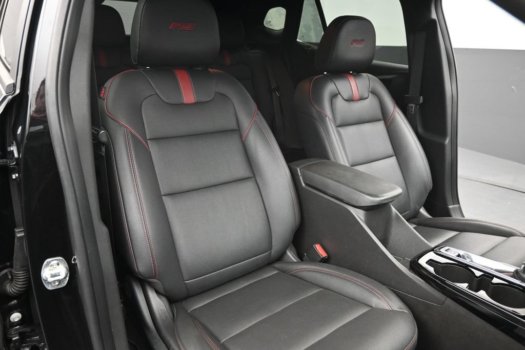 Used 2025 Chevrolet Trax RS w/ Driver Confidence Package FWD image 23