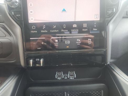 New 2025 RAM 2500 Laramie image 9