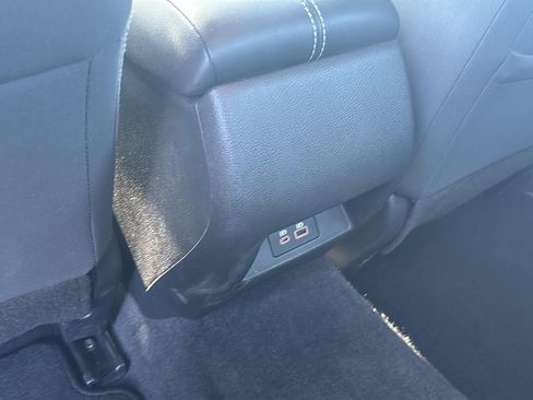 Used 2025 Nissan Altima 2.5 SV FWD image 9