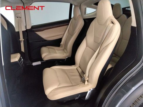 Used 2017 Tesla Model X P100D image 31