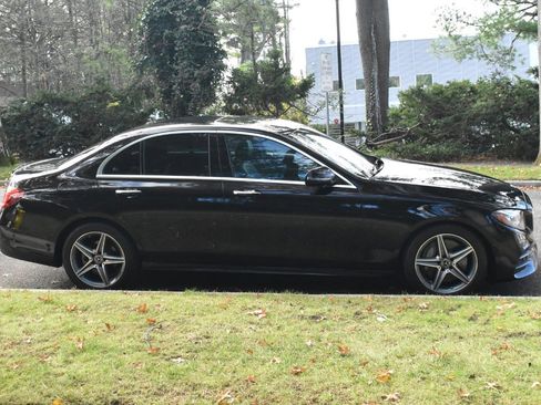 Used 2018 Mercedes-Benz E 300 E 300 image 10