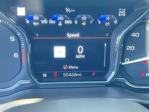 Certified 2022 GMC Sierra 2500 Denali w/ Denali Ultimate Package AWD/4WD image 12