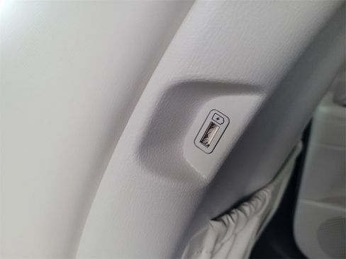 Used 2020 Hyundai Palisade Limited w/ Winter Weather Package image 13