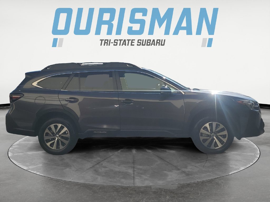 Certified 2025 Subaru Outback Premium AWD/4WD image 7