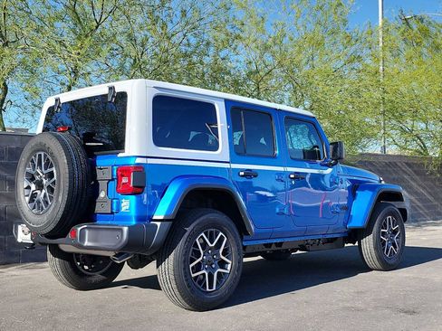 New 2026 Jeep Wrangler Unlimited Sahara w/ Whitecap Package AWD/4WD image 9