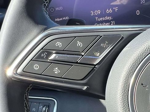 Used 2026 Buick Enclave Preferred w/ Power Package image 27