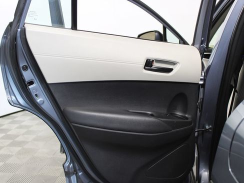Used 2025 Toyota Corolla Cross L FWD image 24