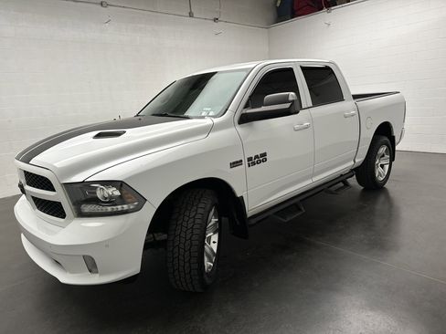 Used 2016 RAM 1500 Sport AWD/4WD image 5