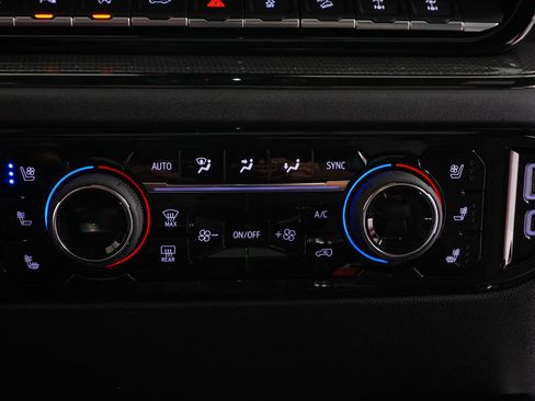 New 2026 Chevrolet Silverado 1500 ZR2 AWD/4WD image 32