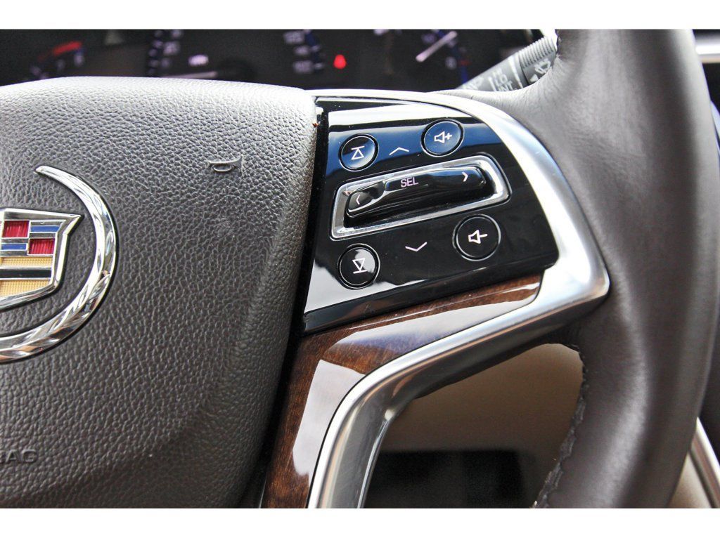 Used 2014 Cadillac XTS Luxury w/ Driver Awareness Package FWD image 16