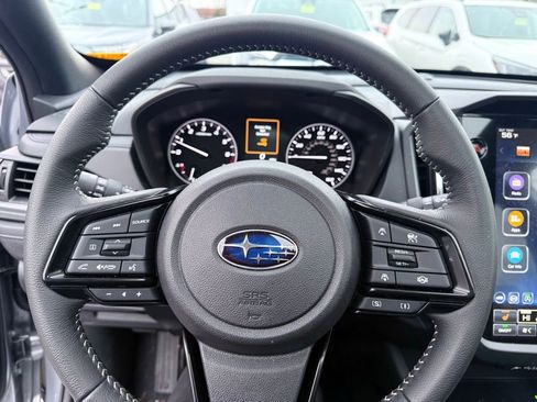 Used 2025 Subaru Forester Premium image 16
