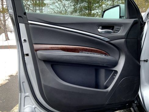 Used 2018 Acura MDX SH-AWD image 22