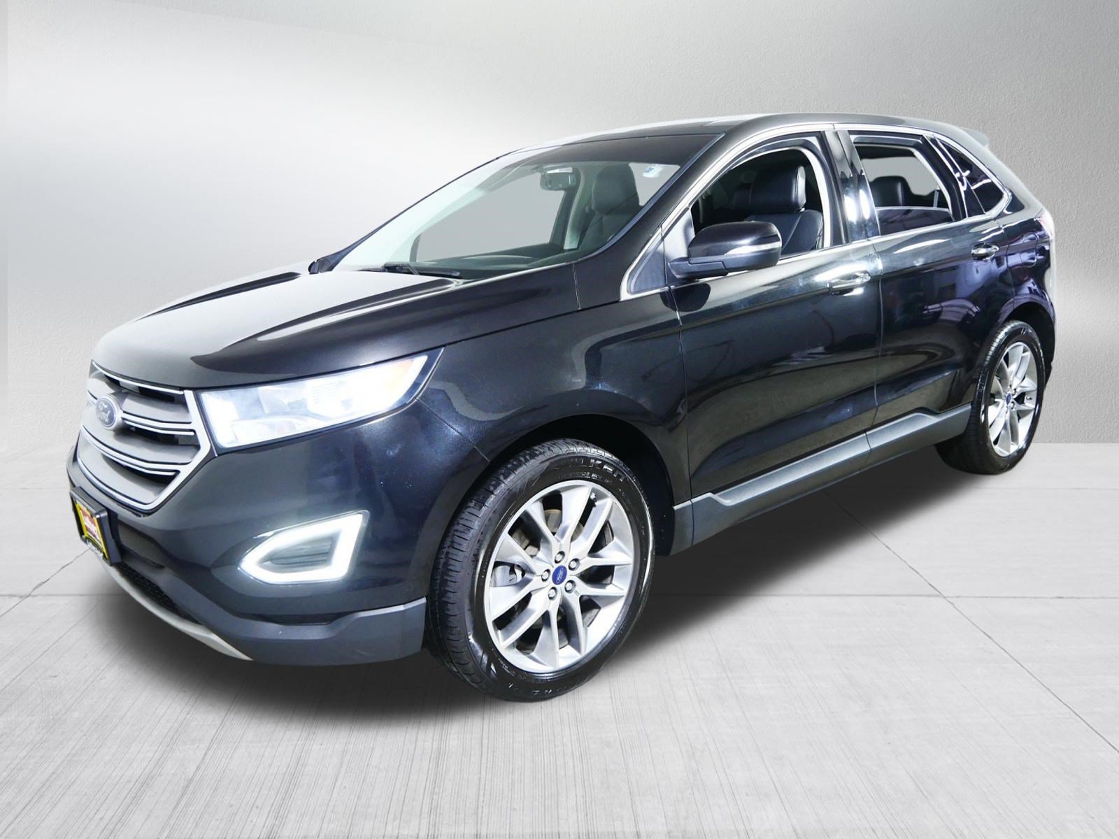 Used 2015 Ford Edge Titanium w/ Equipment Group 301A FWD image 3