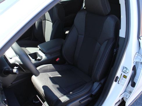 Used 2025 Subaru Outback image 3