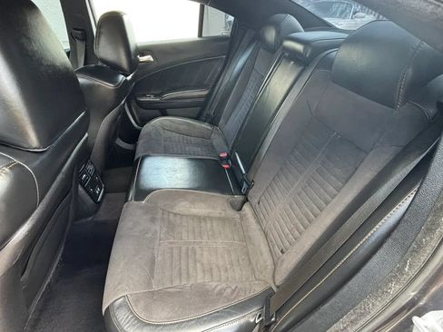 Used 2017 Dodge Charger R/T RWD image 10