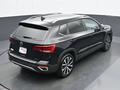 Used 2022 Volkswagen Taos SE AWD/4WD image 21