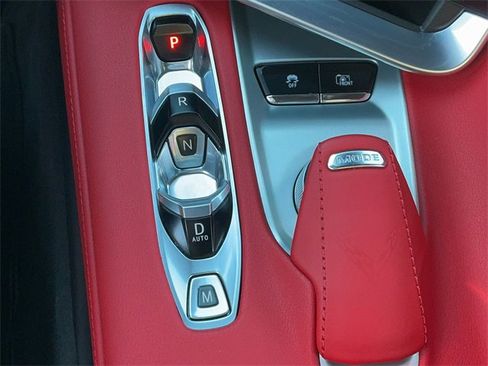 Used 2024 Chevrolet Corvette Stingray Preferred Cpe w/ 2LT image 21