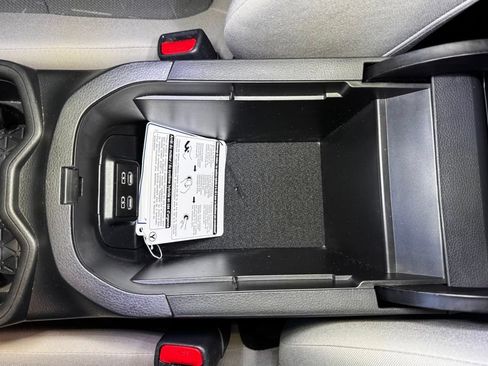 Used 2023 Toyota RAV4 XLE AWD/4WD image 36